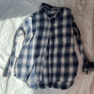 Flannel boyfriend fit oversized size small old navy blue and white button up
